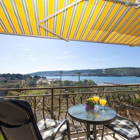 Beautiful Apartment In Trogir With Wifi Exterior foto